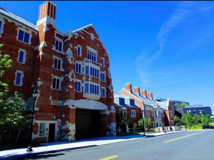 Golden Gem In Heart Of East Rock Quiet 3Br Near Dt And Yale Apartment New Haven Exterior photo
