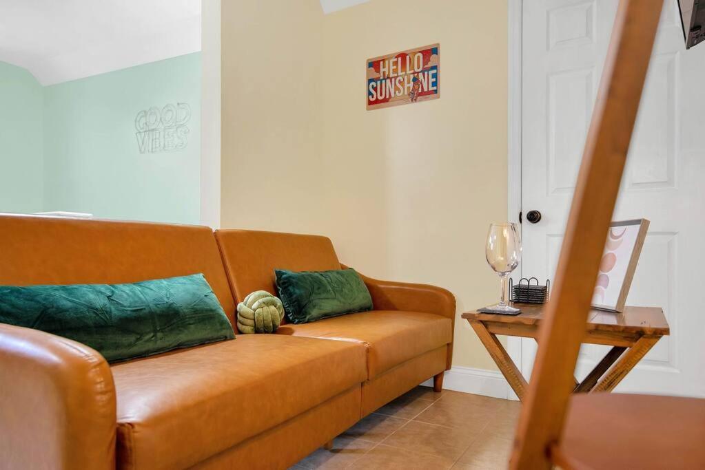 Golden Gem In Heart Of East Rock Quiet 3Br Near Dt And Yale Apartment New Haven Exterior photo
