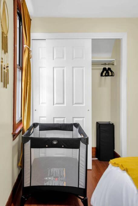 Golden Gem In Heart Of East Rock Quiet 3Br Near Dt And Yale Apartment New Haven Exterior photo